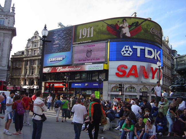 Piccadilly Circus